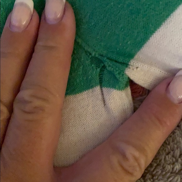 American Eagle 🦅 sweater Size L - Picture 3 of 4